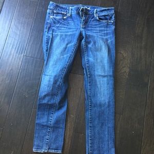 American Eagle Skinny Size 8 Stretch Jeans